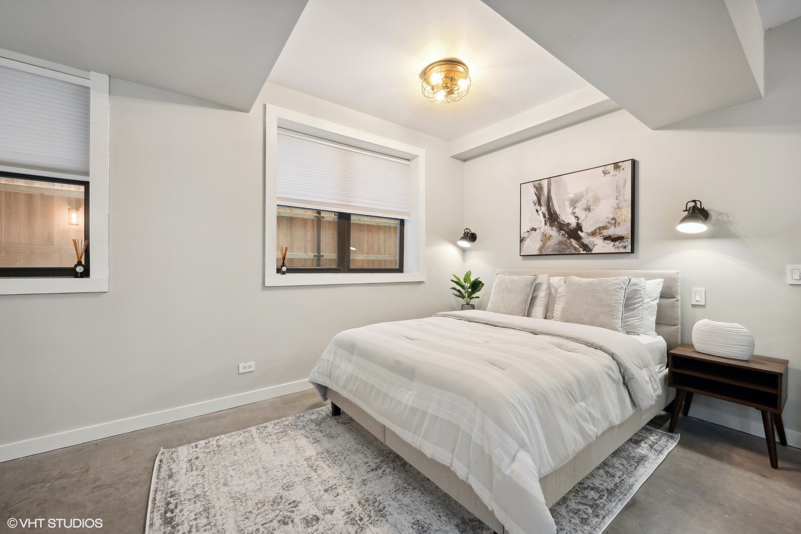 1253 W Roscoe Street Unit: 1