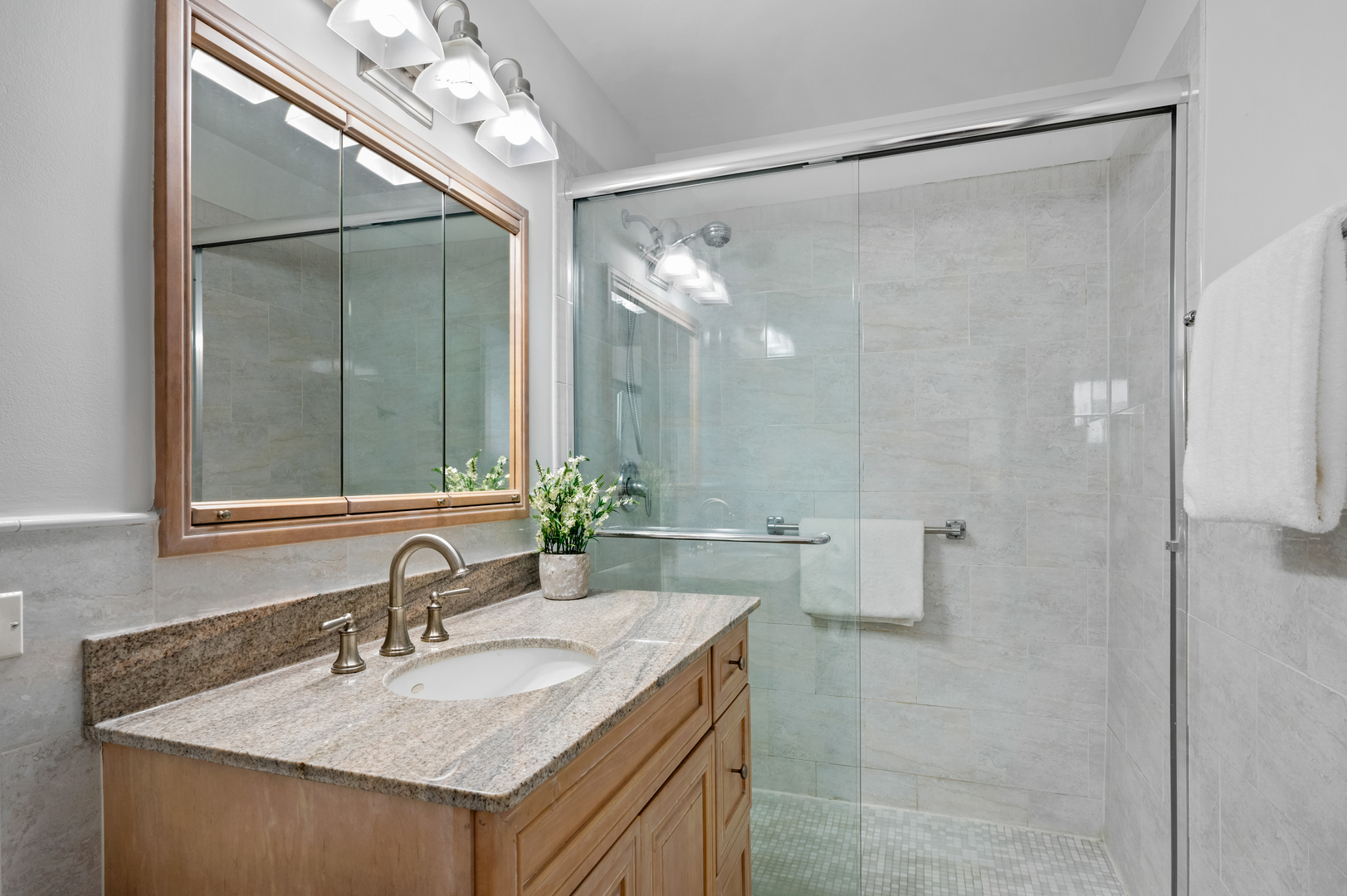 1 E Schiller Street Unit: 10D