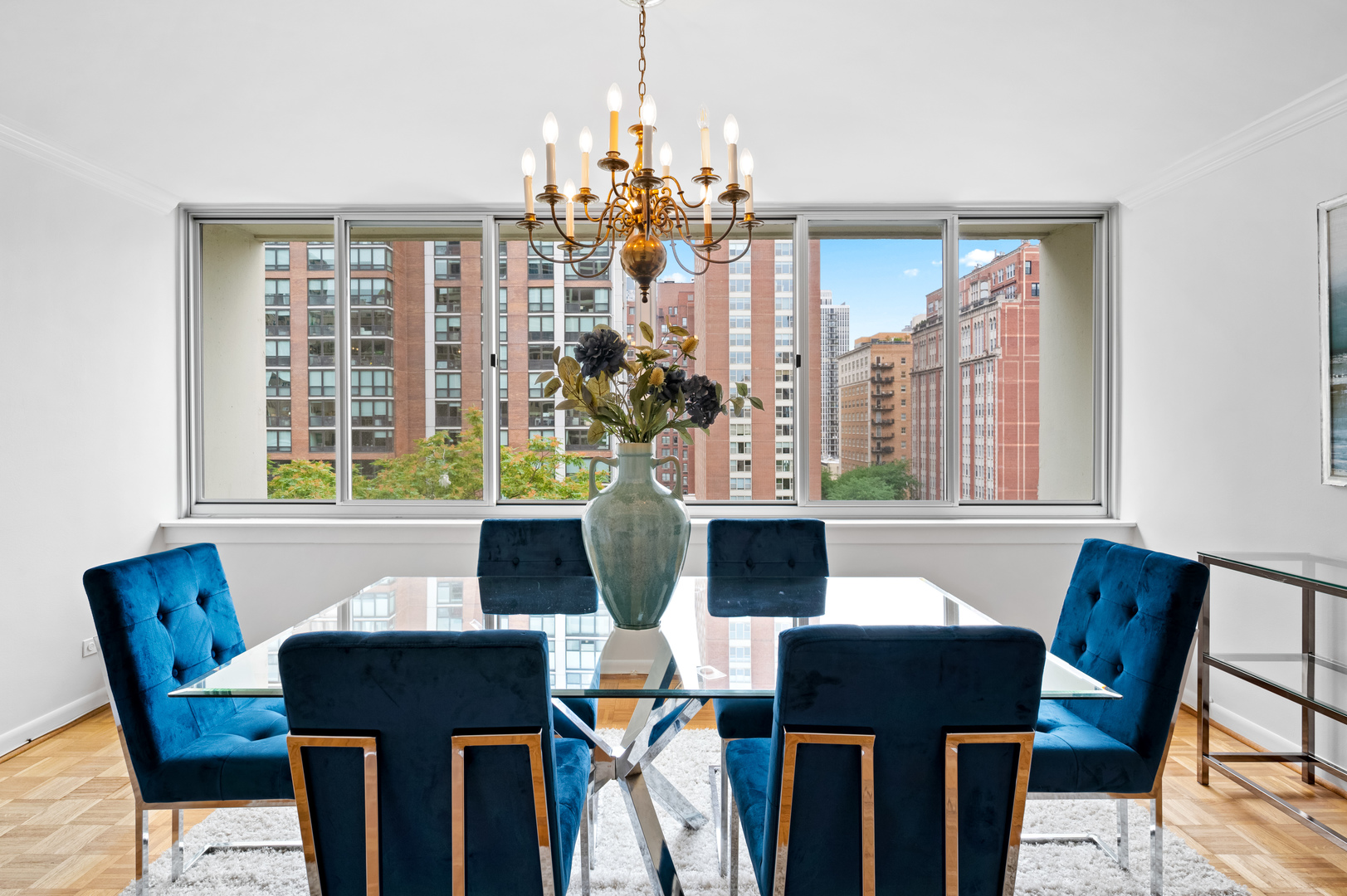 1 E Schiller Street Unit: 10D