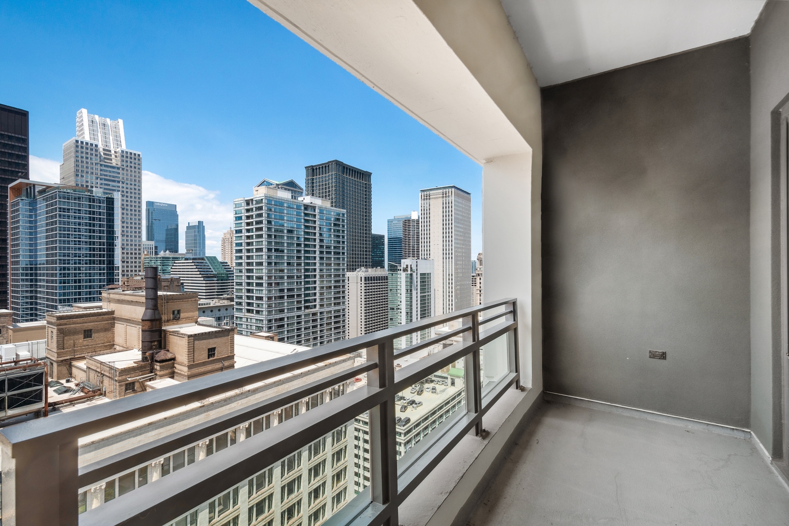 130 N Garland Court Unit: 2711-12