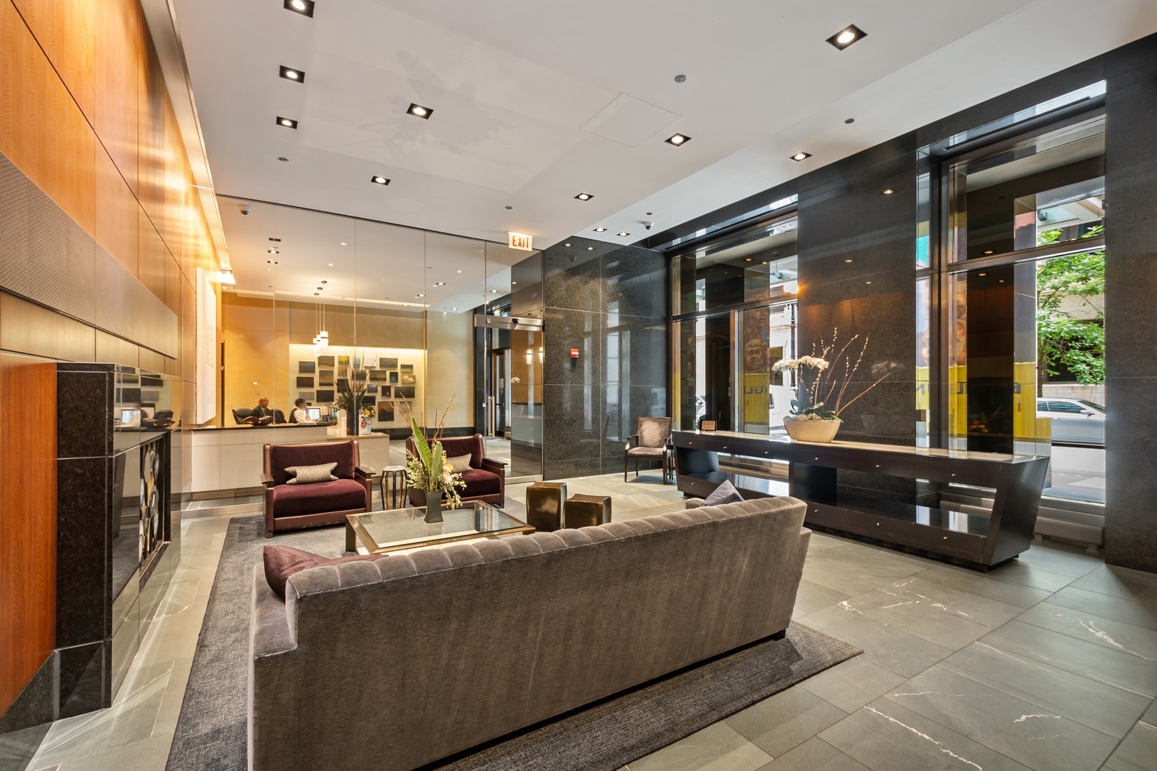 130 N Garland Court Unit: 2711-12