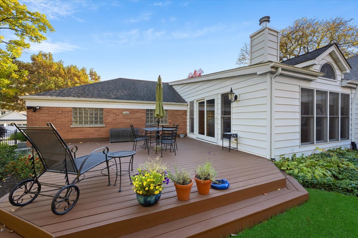 4541 Middaugh Avenue