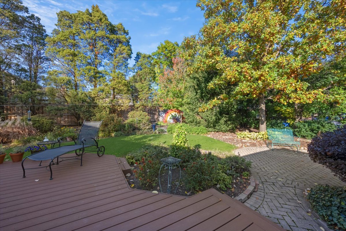 4541 Middaugh Avenue