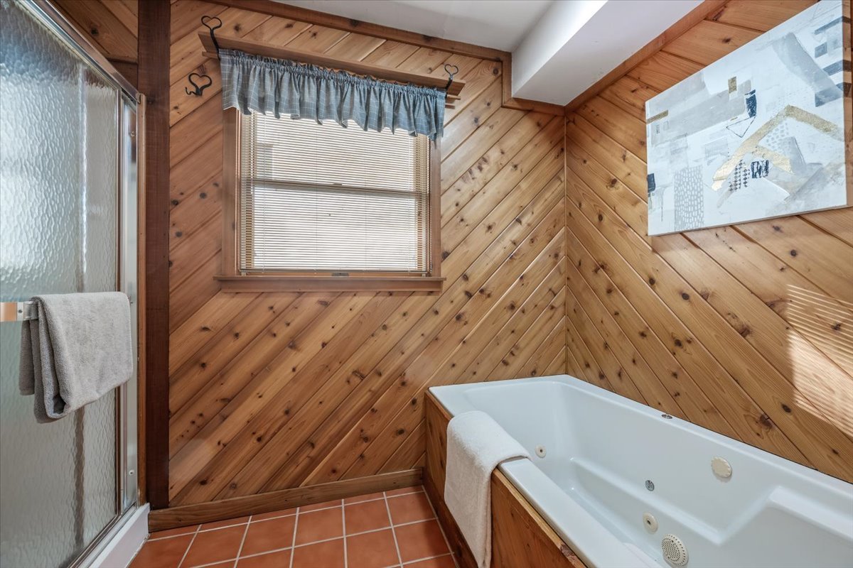 4541 Middaugh Avenue