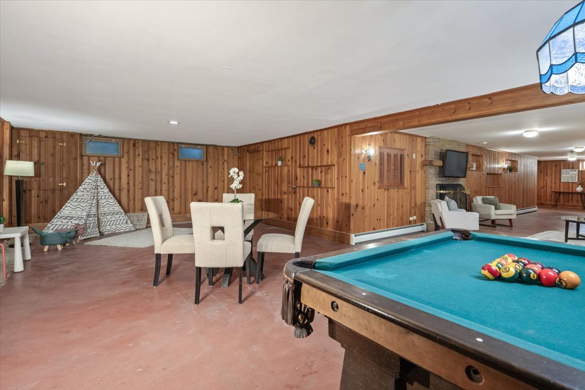 4541 Middaugh Avenue