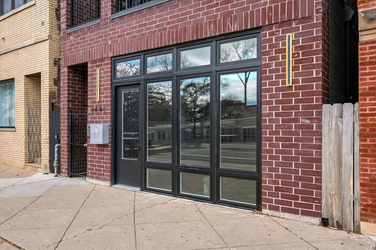 2442 W Division Street Unit: 1