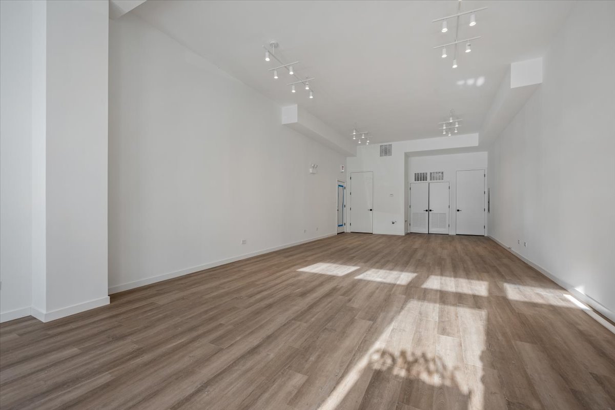 2442 W Division Street Unit: 1