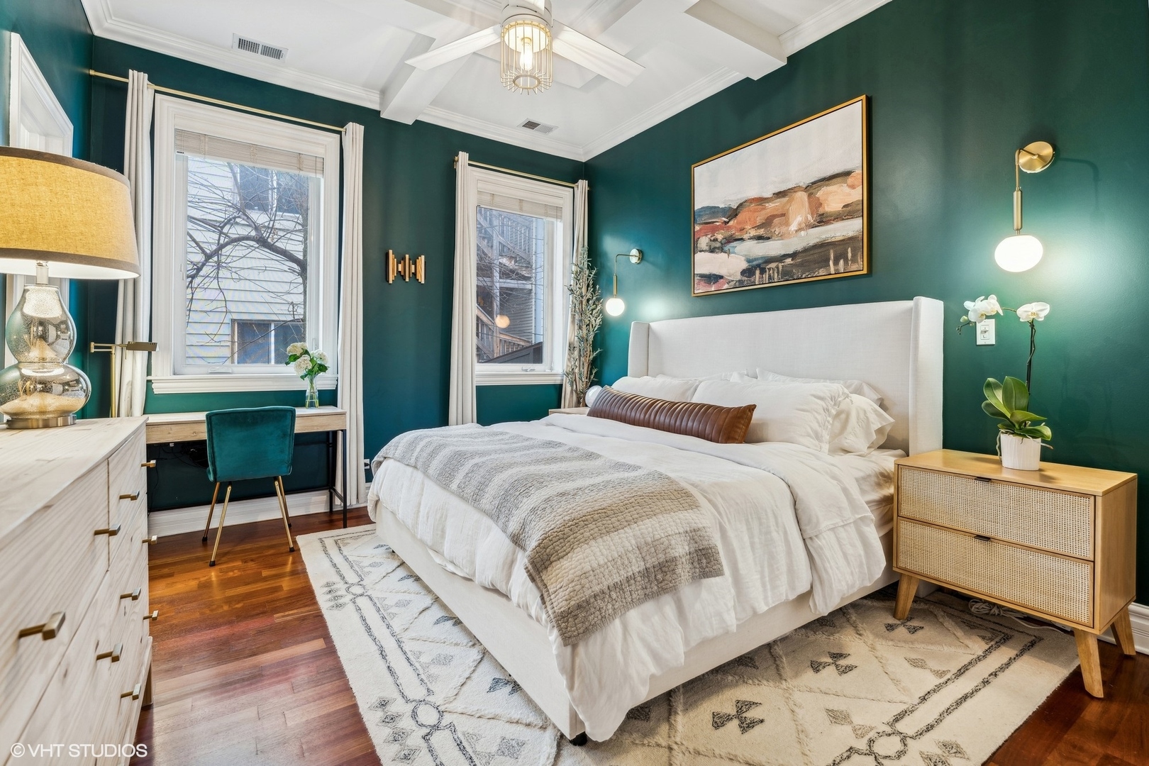 1713 W Leland Avenue Unit: 2