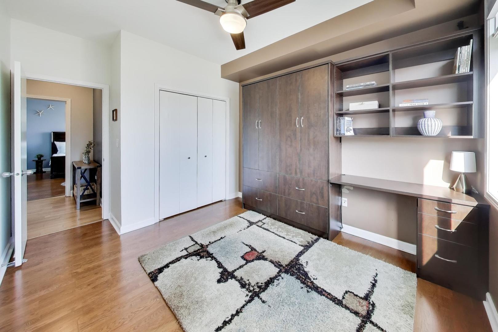 680 N GREEN Street Unit: 702