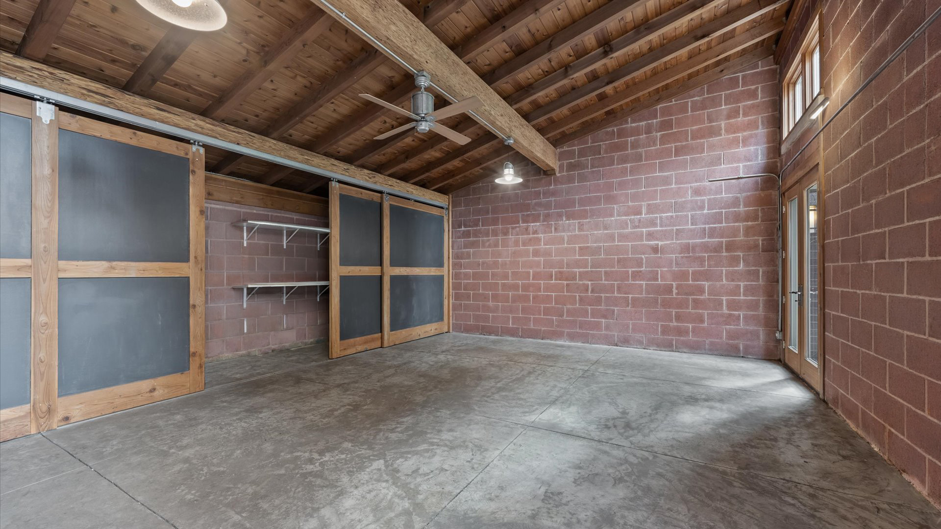 1532 W George Street