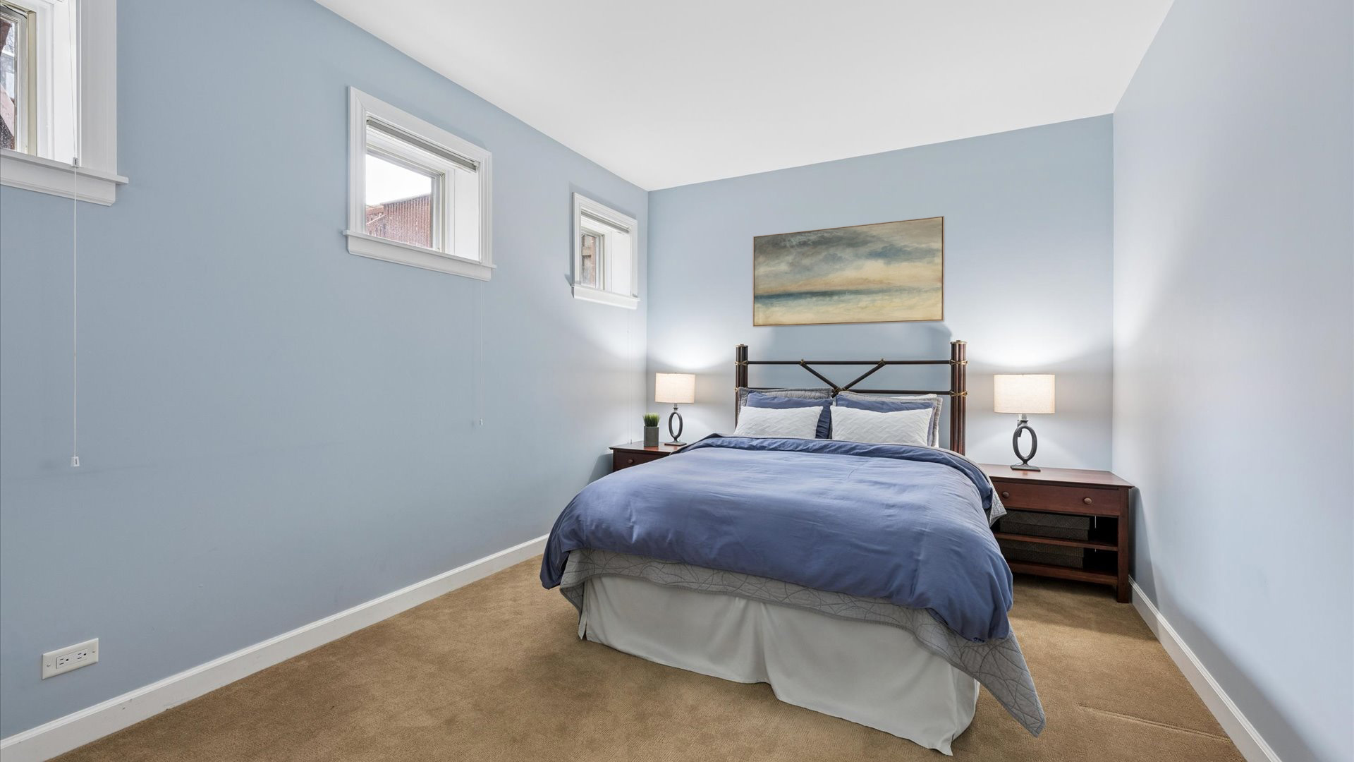 1532 W George Street