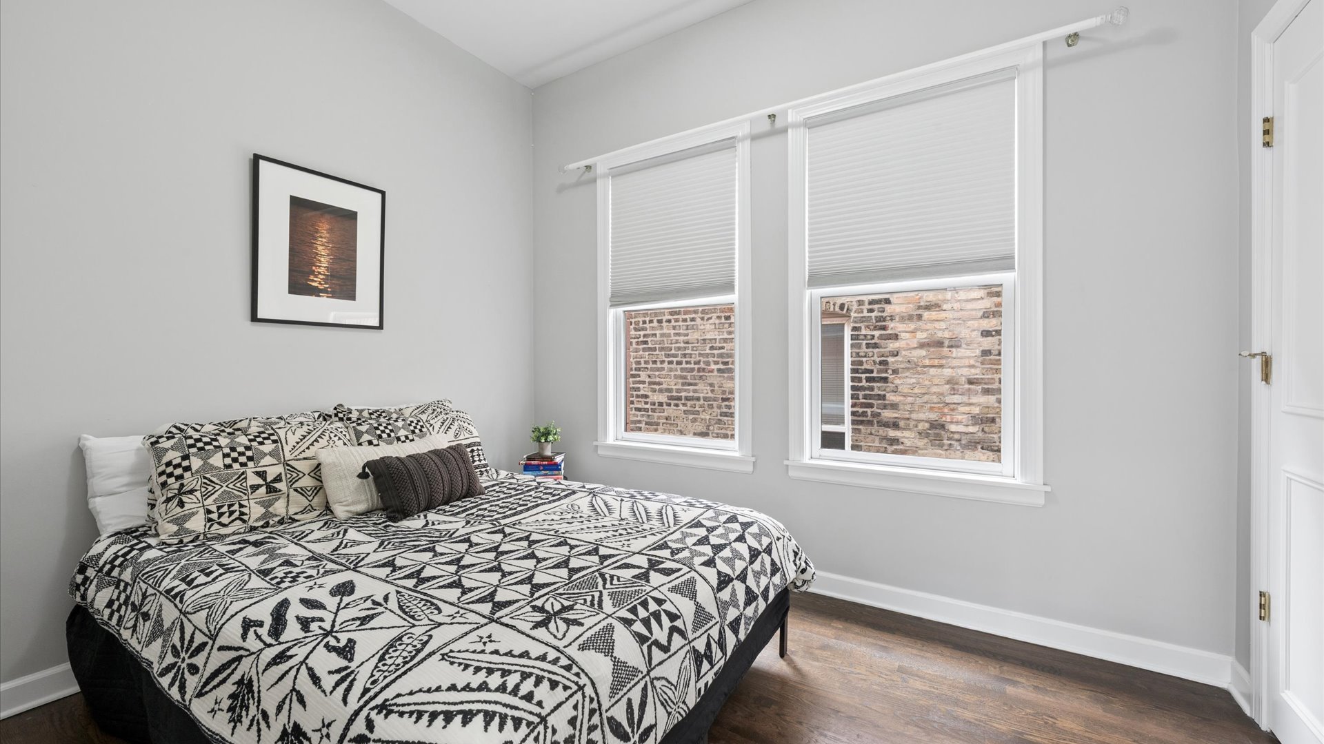 1532 W George Street