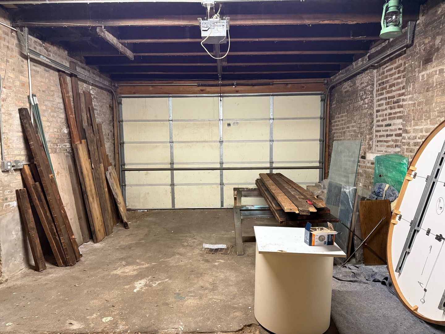 3035 W George Street Unit: 1F