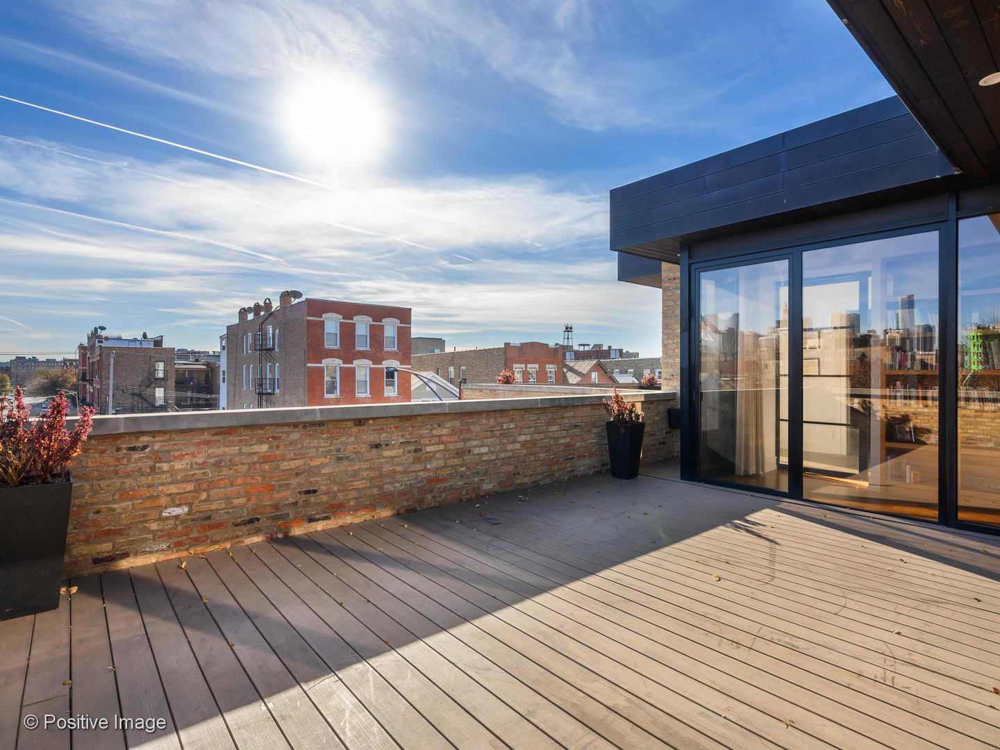 1302 W Erie Street