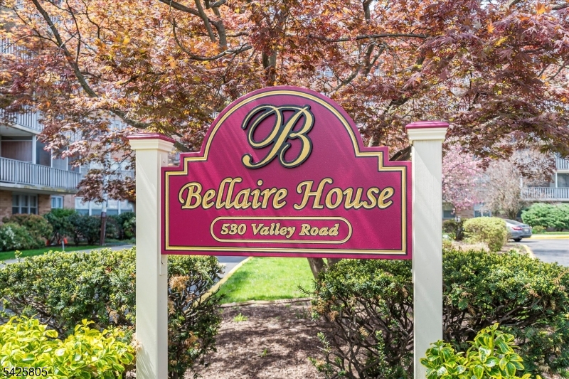 530 Valley Road 3Z