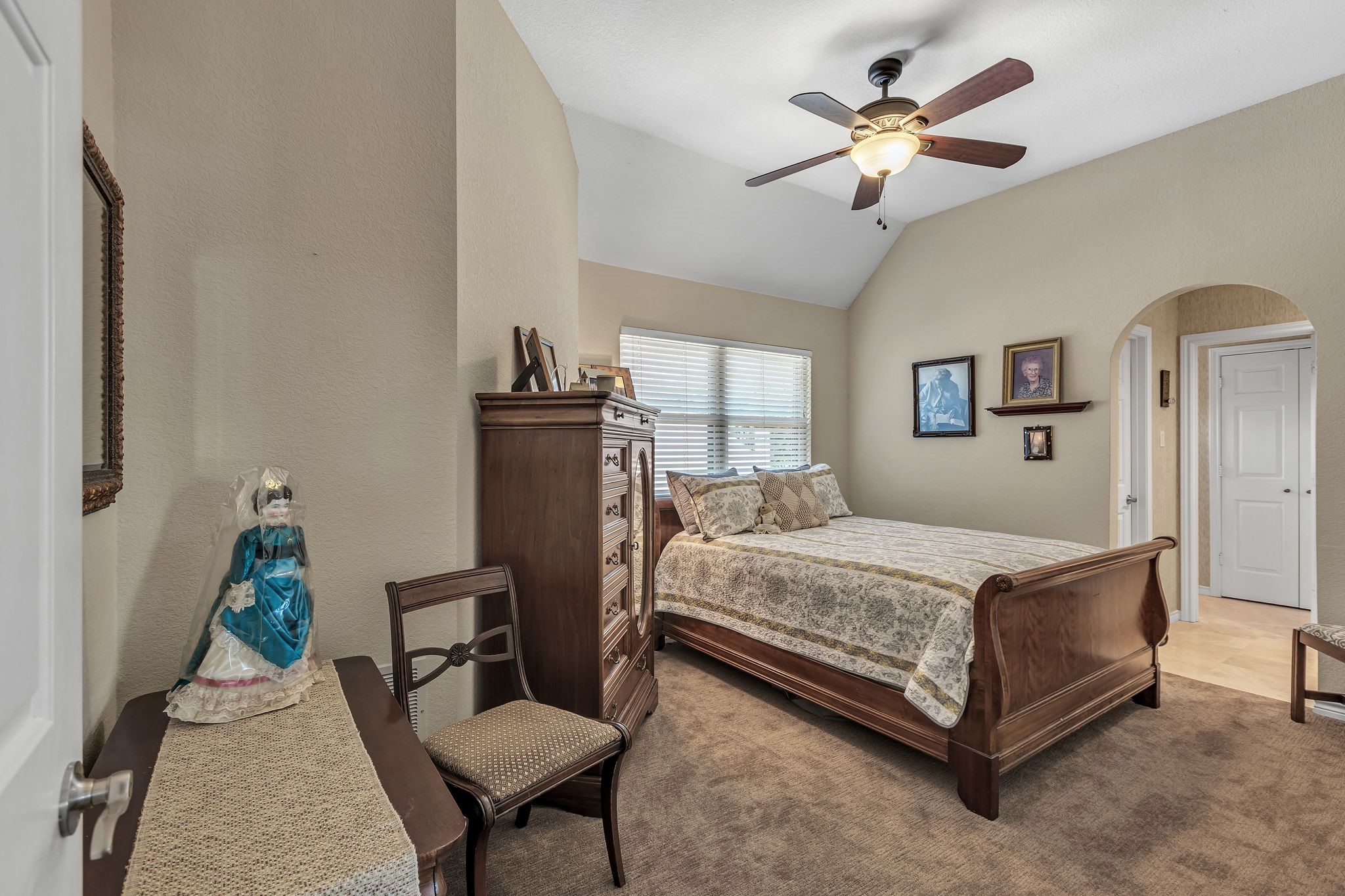 3402 Mapleleaf Lane