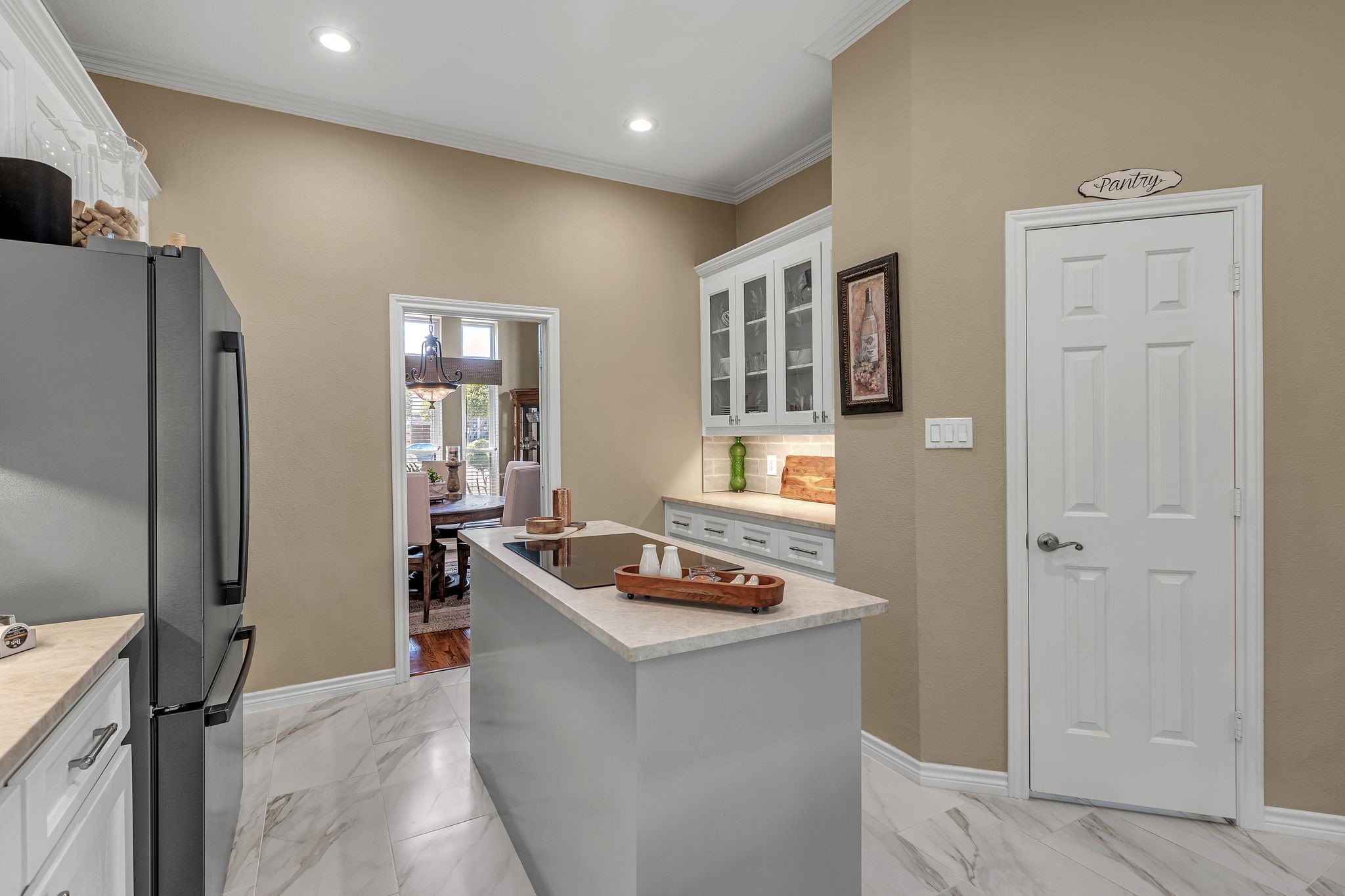 3402 Mapleleaf Lane