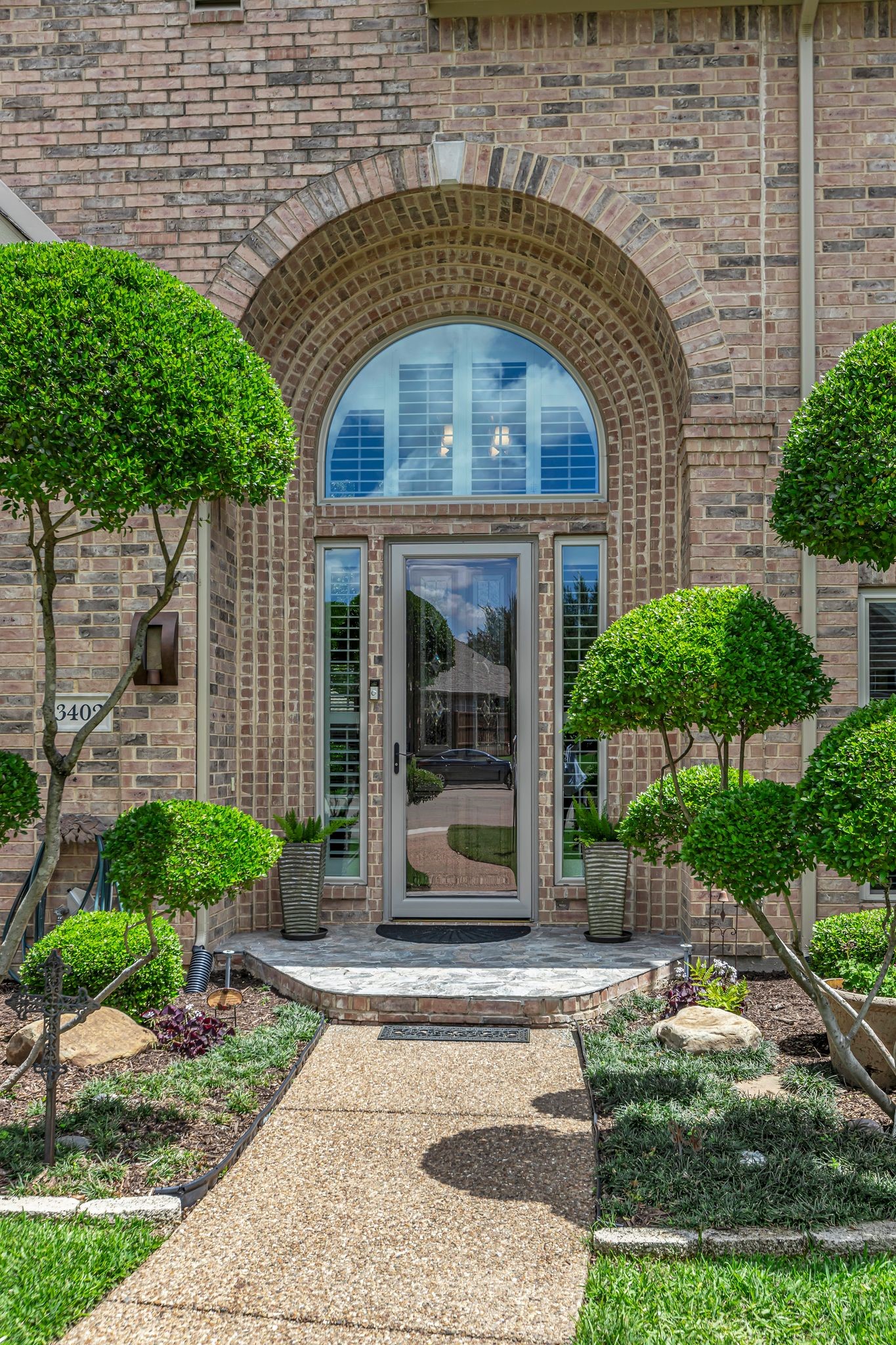 3402 Mapleleaf Lane