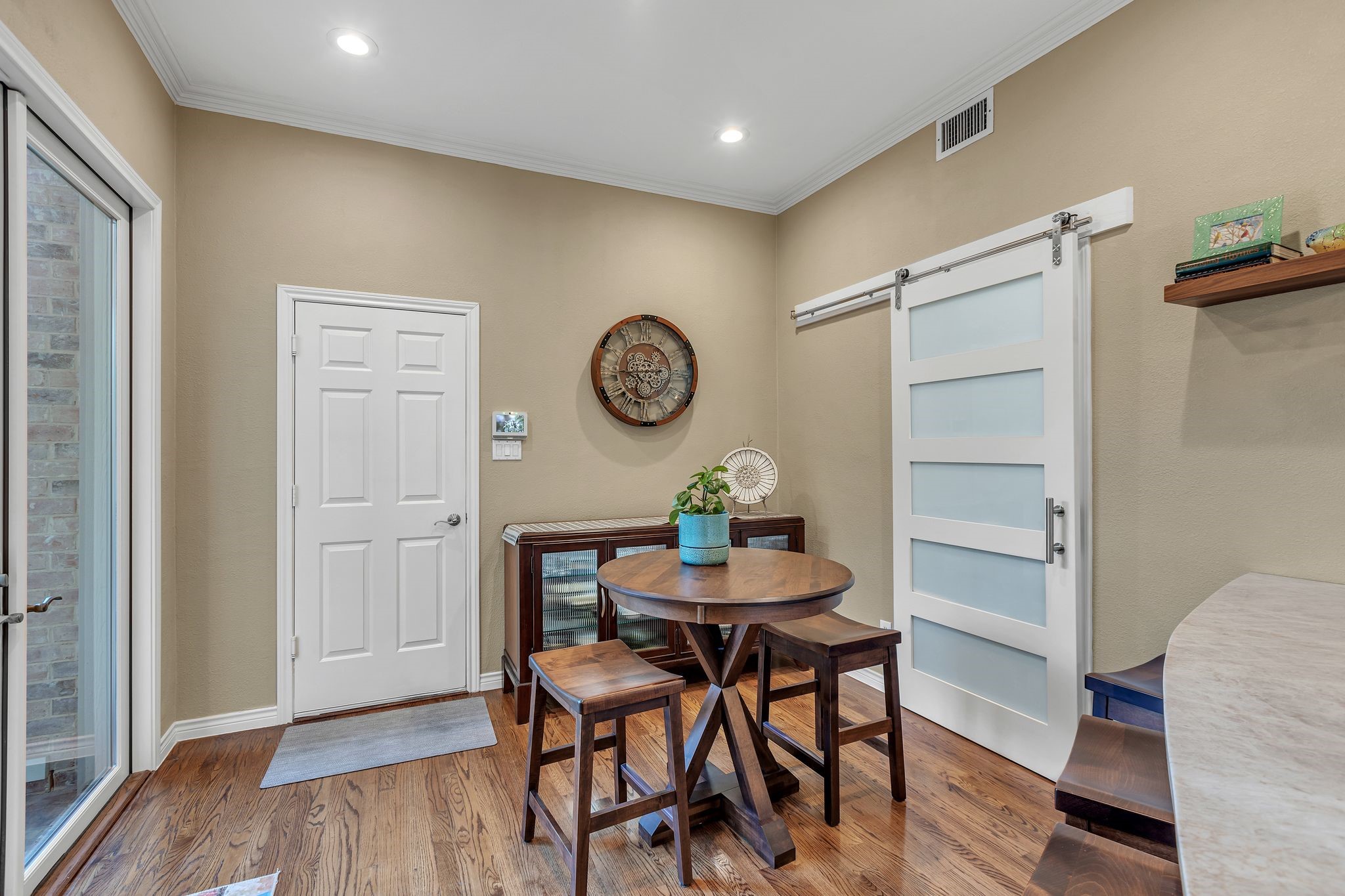 3402 Mapleleaf Lane