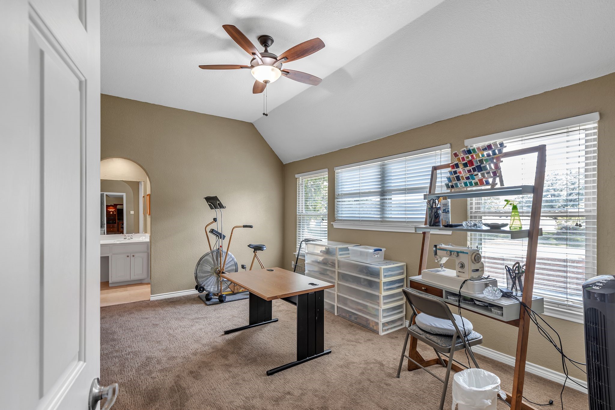 3402 Mapleleaf Lane