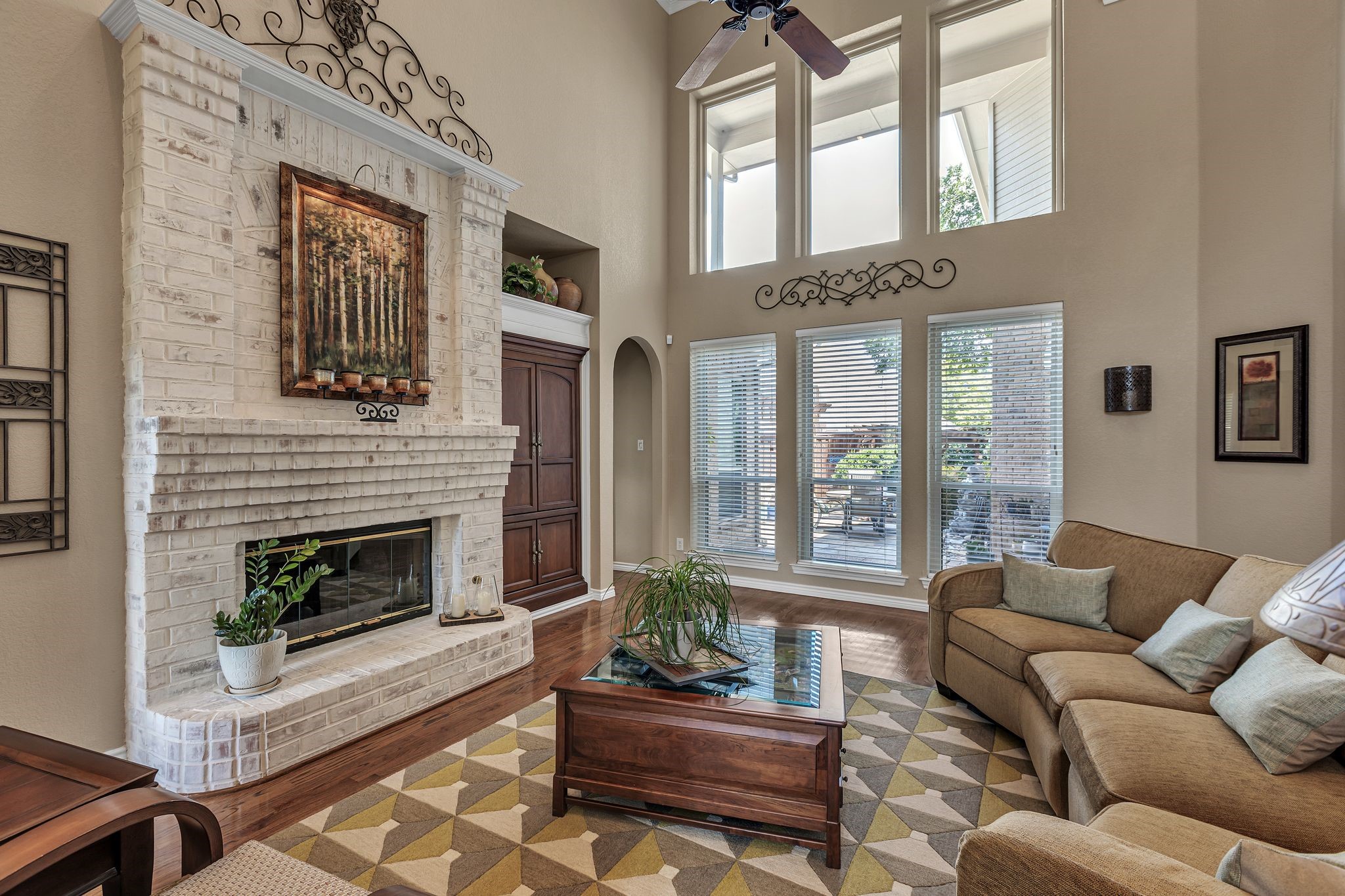 3402 Mapleleaf Lane