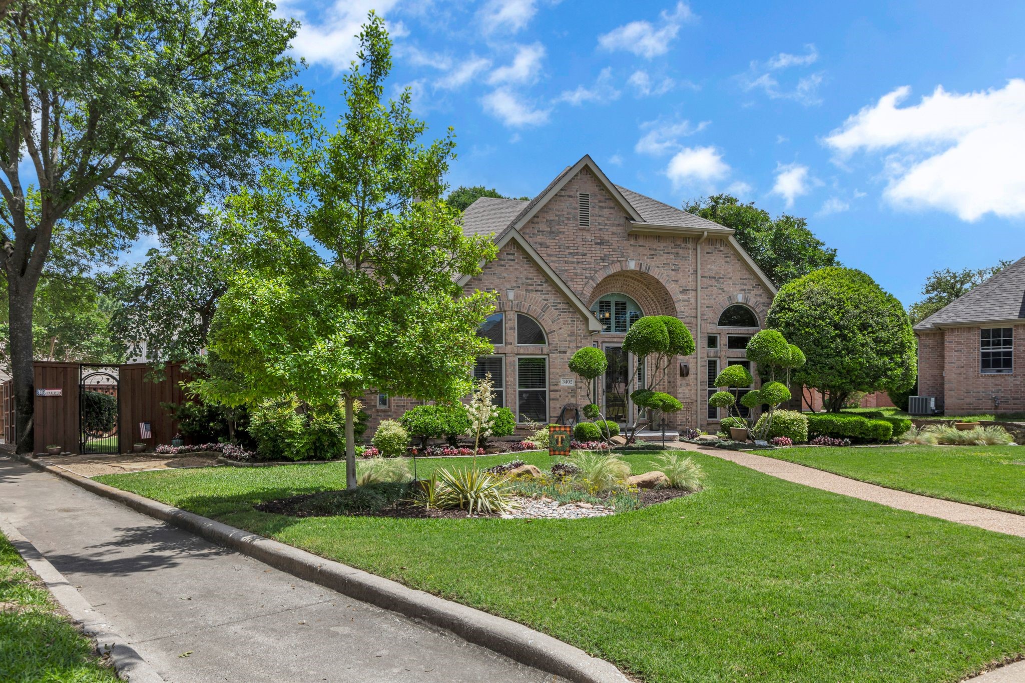3402 Mapleleaf Lane