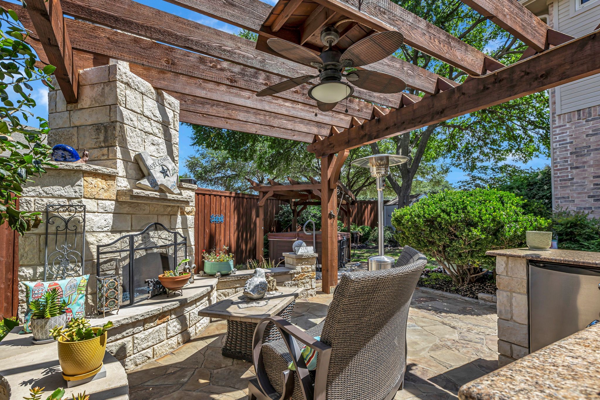3402 Mapleleaf Lane