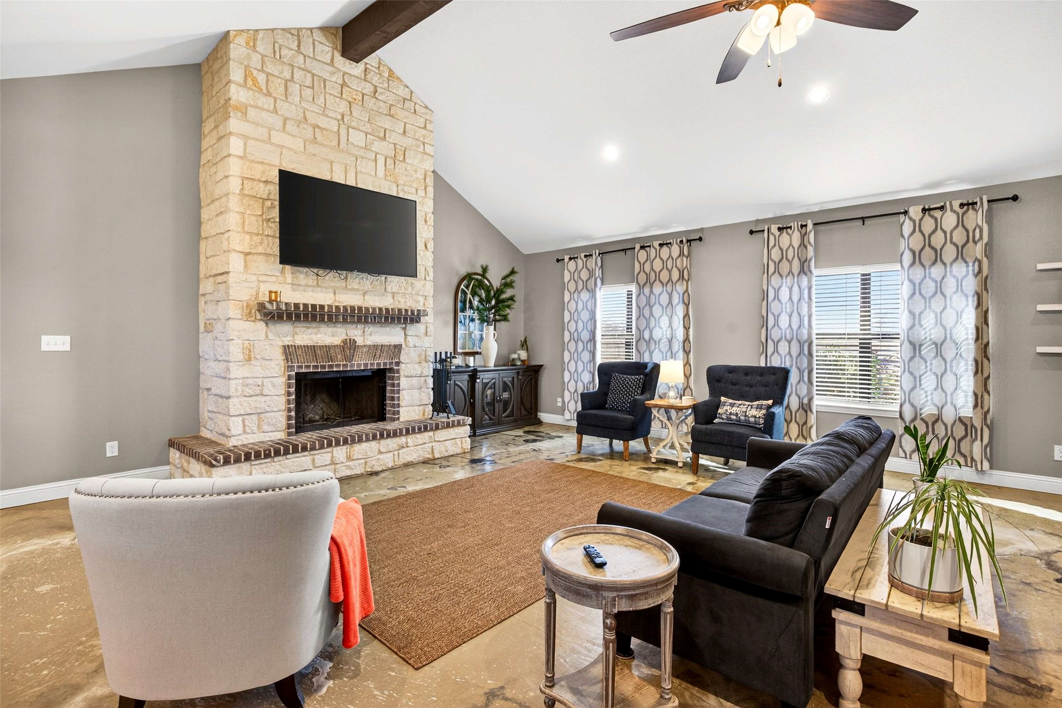 1081 County Road 3591