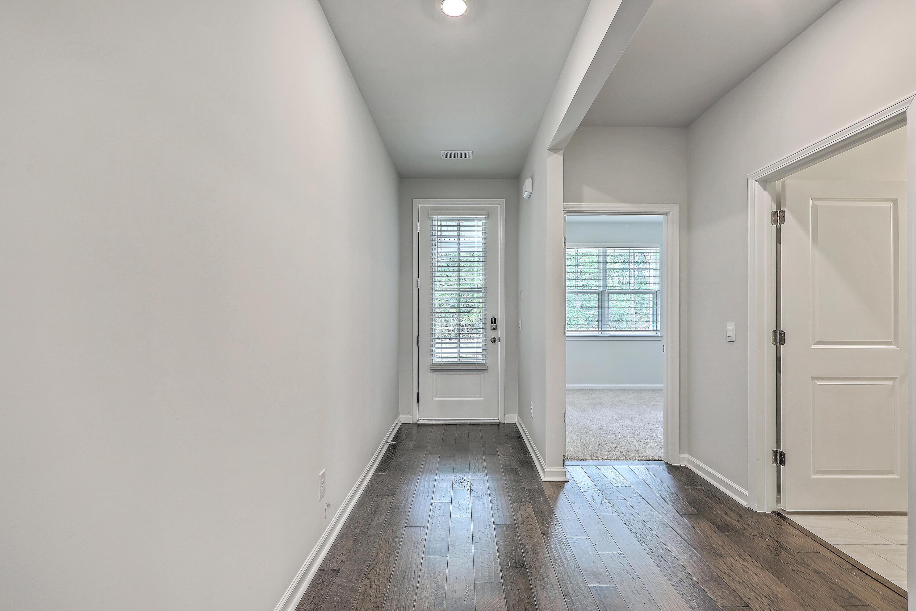 431 Canal Crossing Way