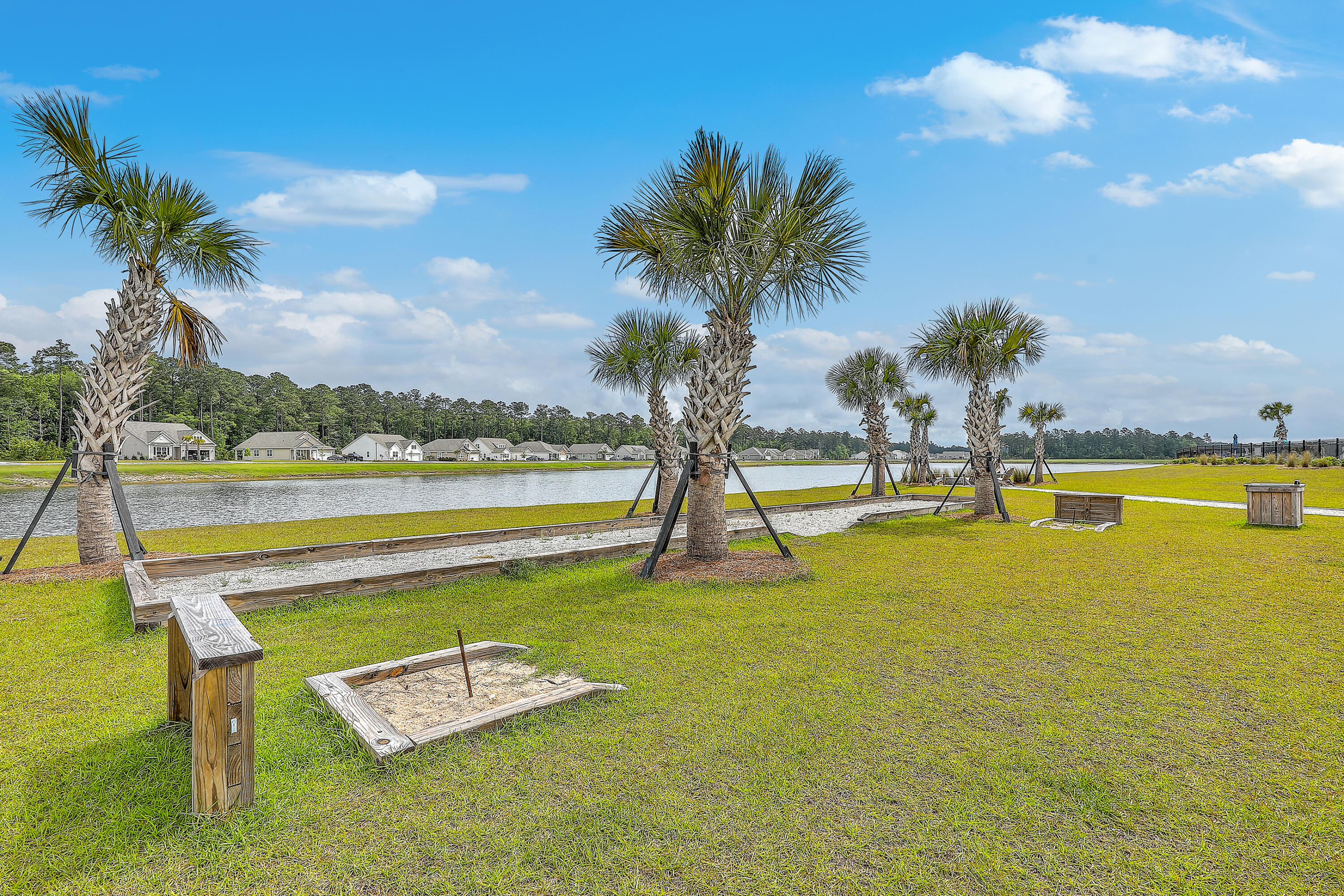 431 Canal Crossing Way