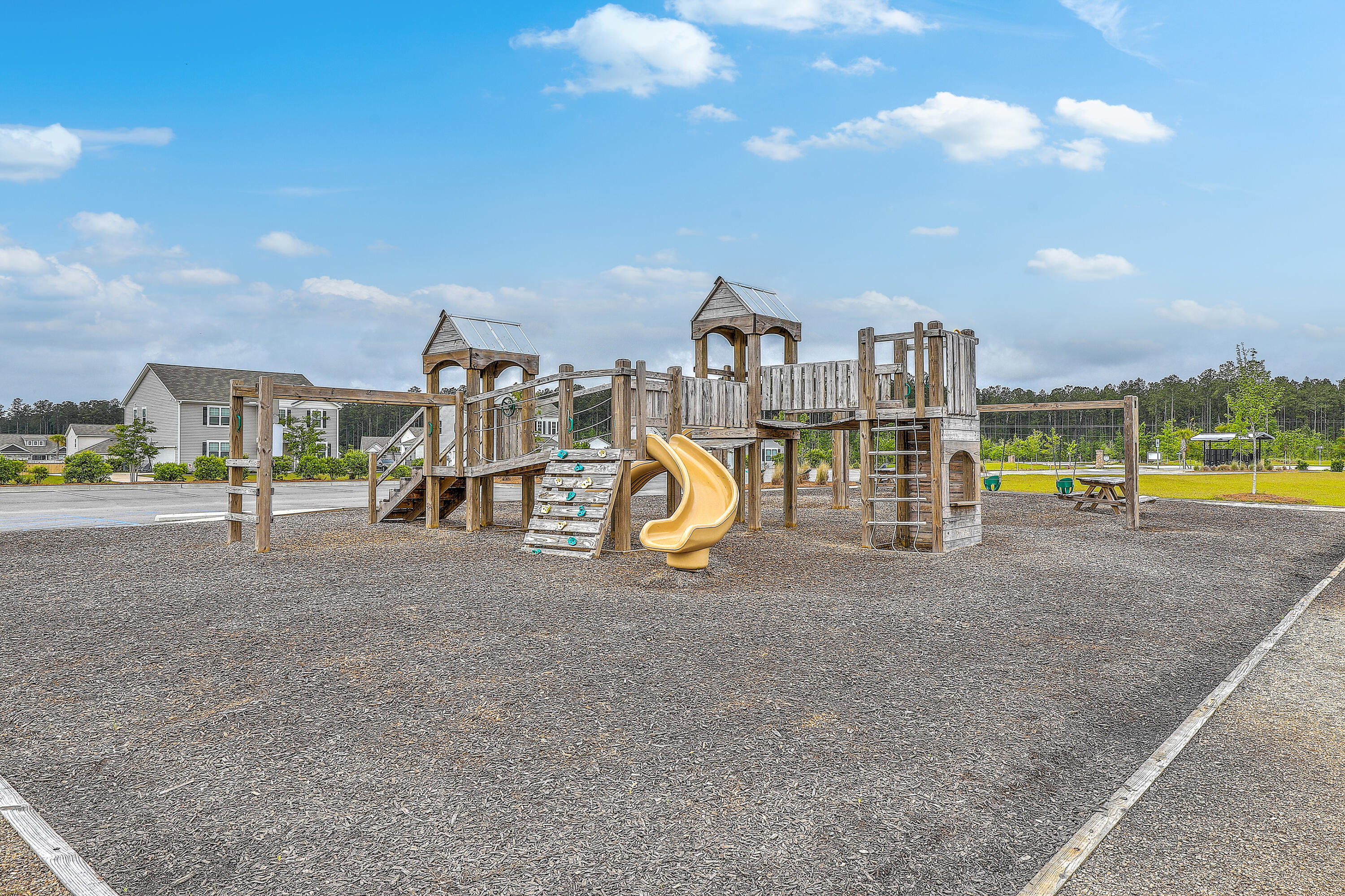 431 Canal Crossing Way