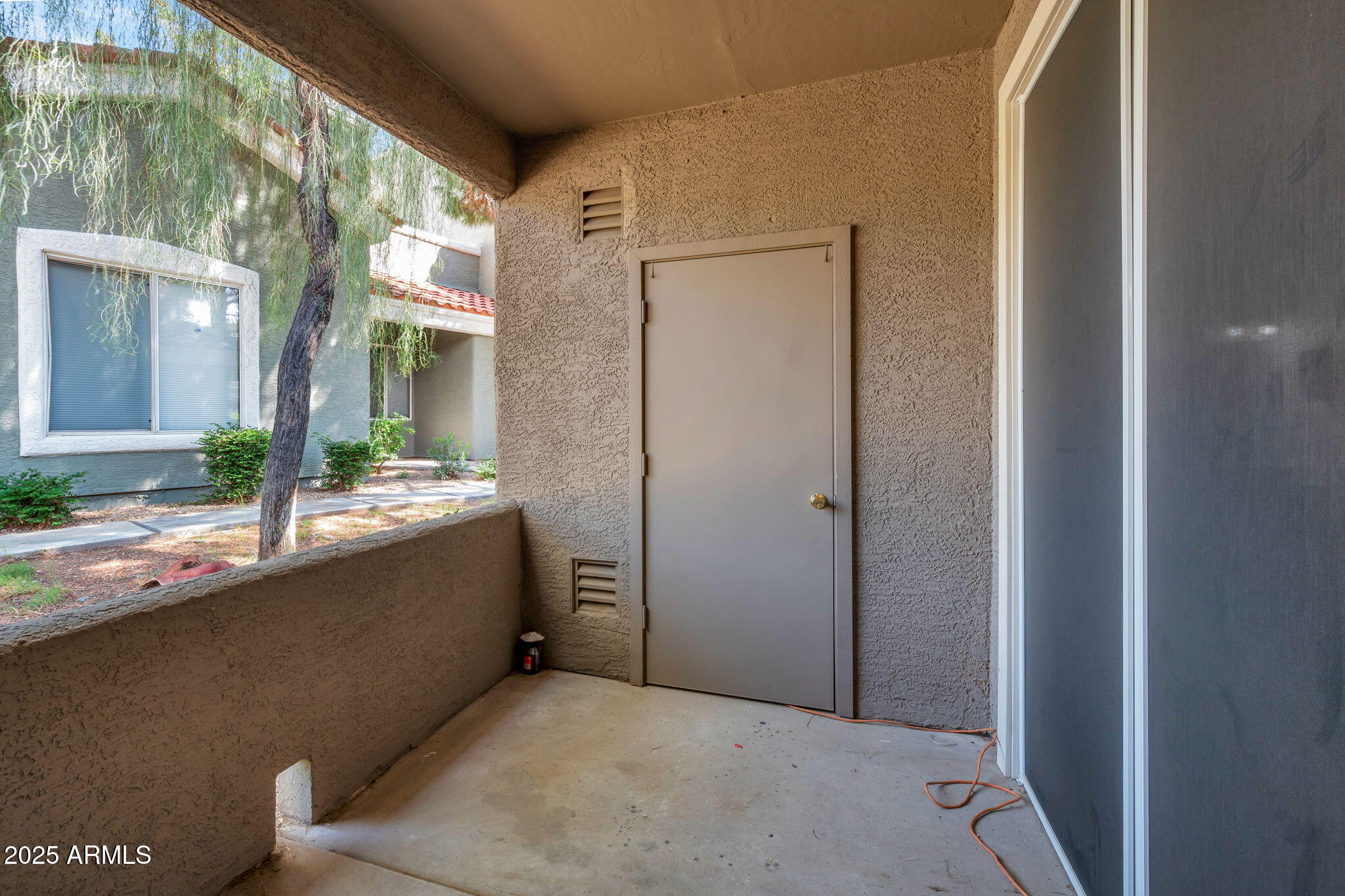 2929 W YORKSHIRE Drive, 1102