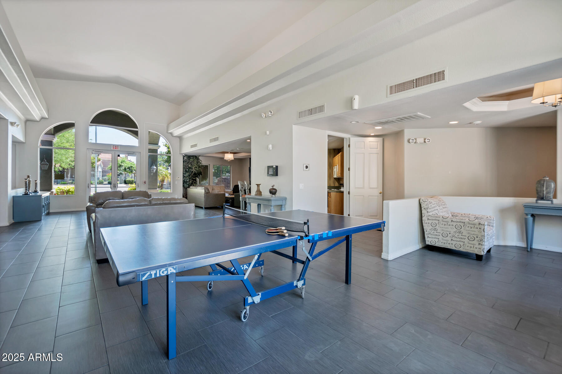 2929 W YORKSHIRE Drive, 1102