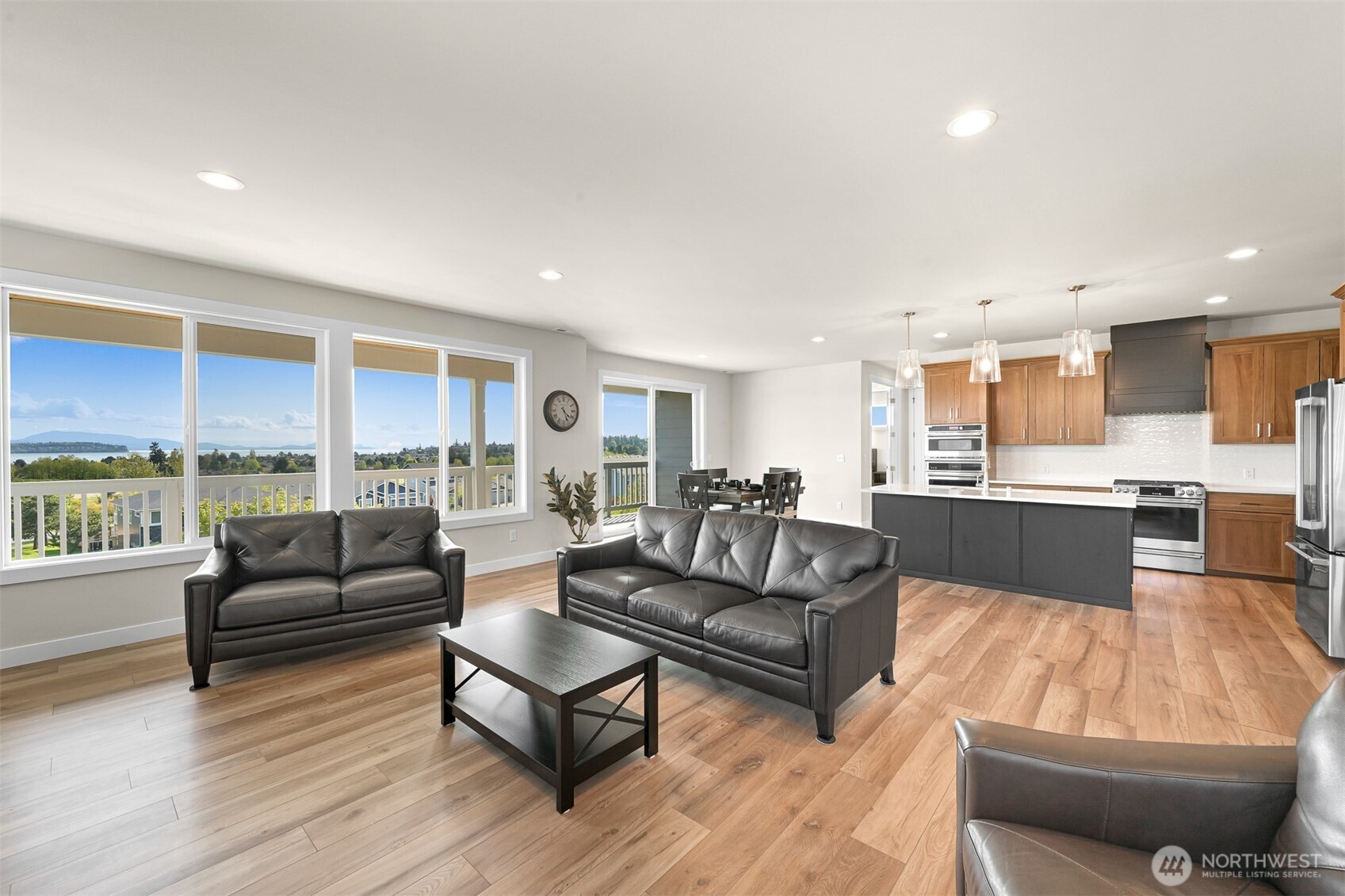 5423 Lonicera Drive