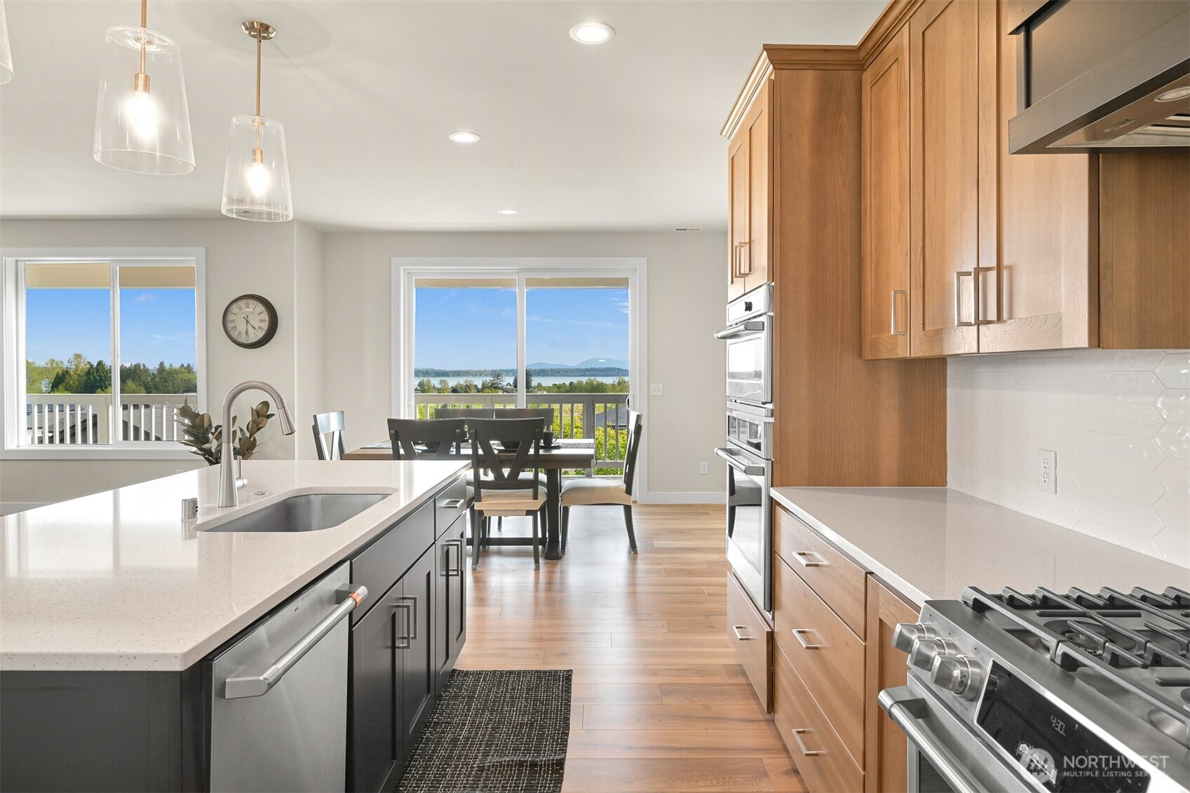 5423 Lonicera Drive