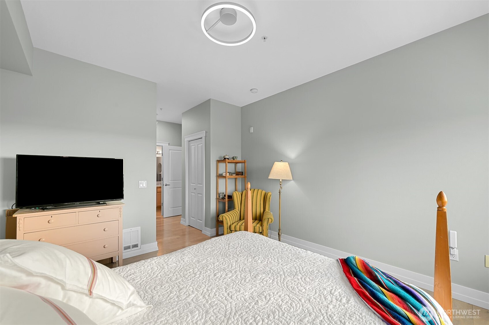 1015 Railroad Avenue Unit: 402