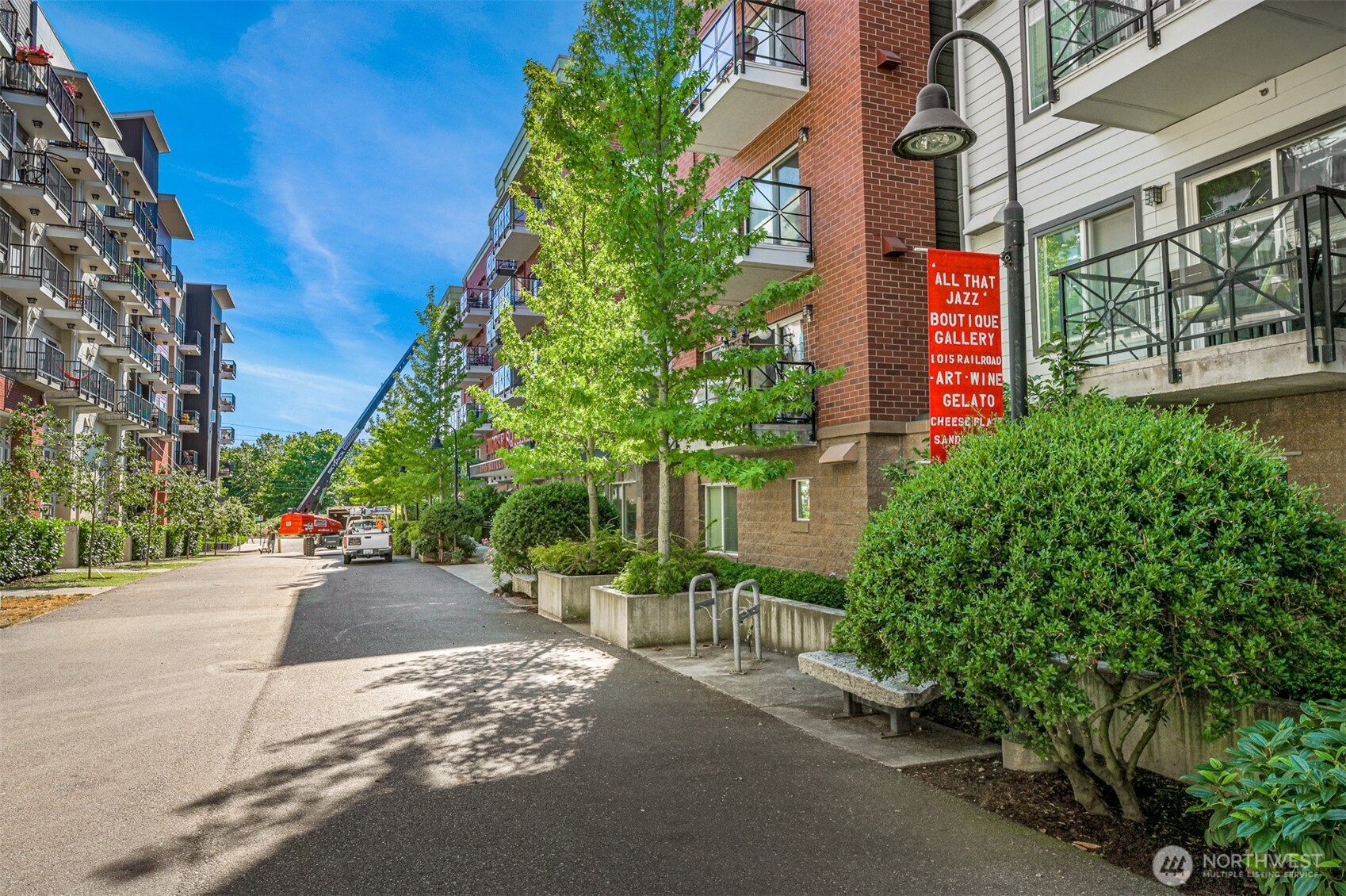 1015 Railroad Avenue Unit: 402