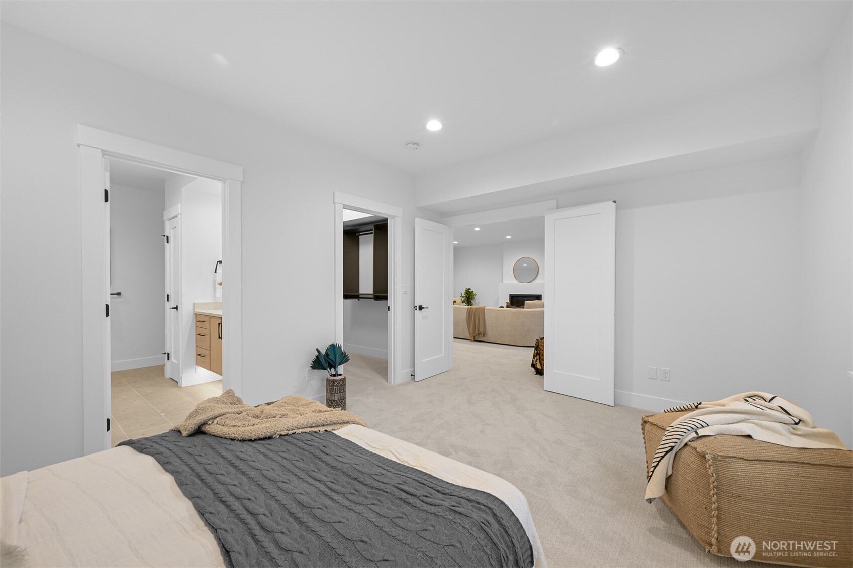 3159 Chandler Parkway