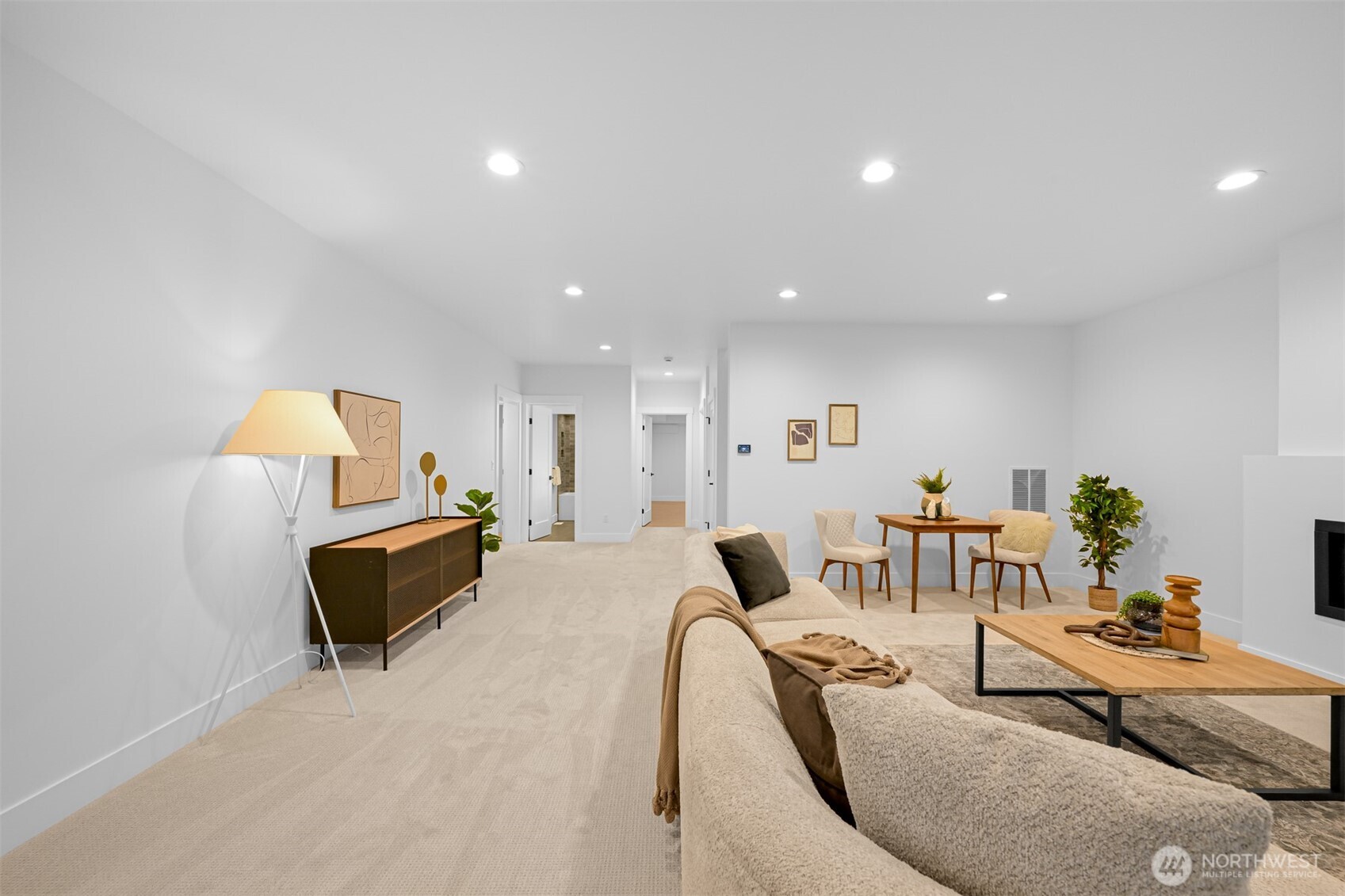 3159 Chandler Parkway