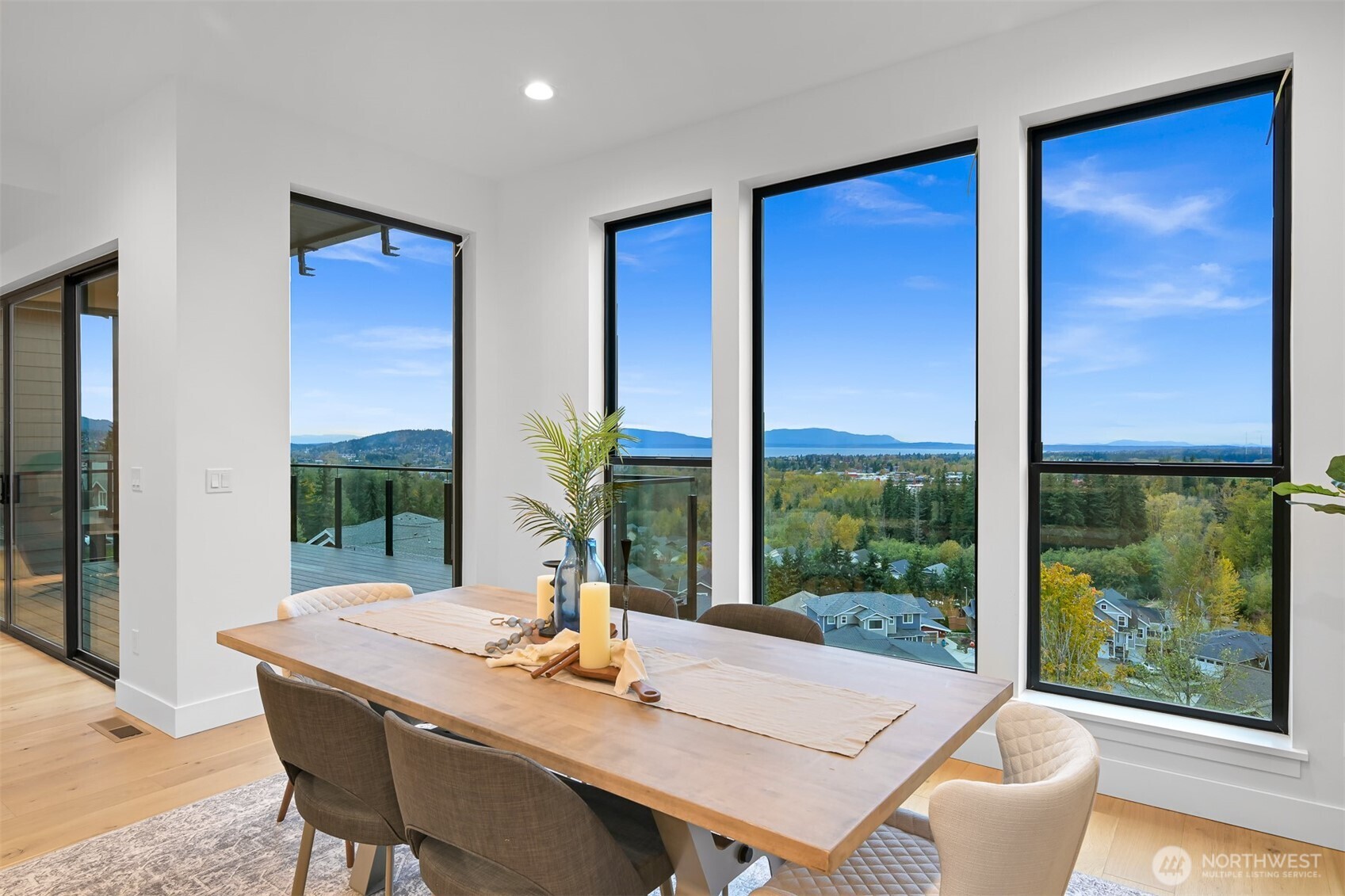 3159 Chandler Parkway