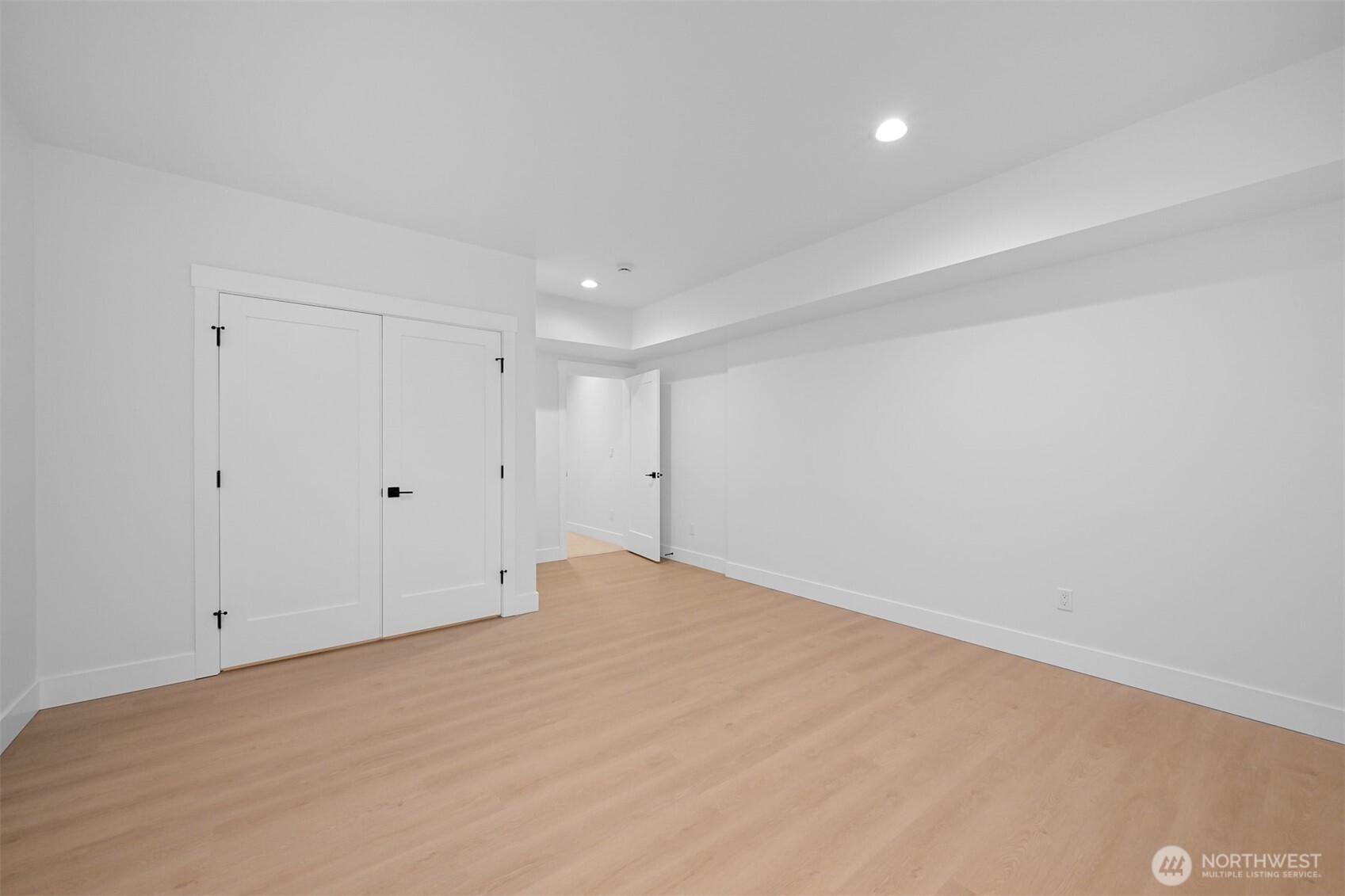 3159 Chandler Parkway