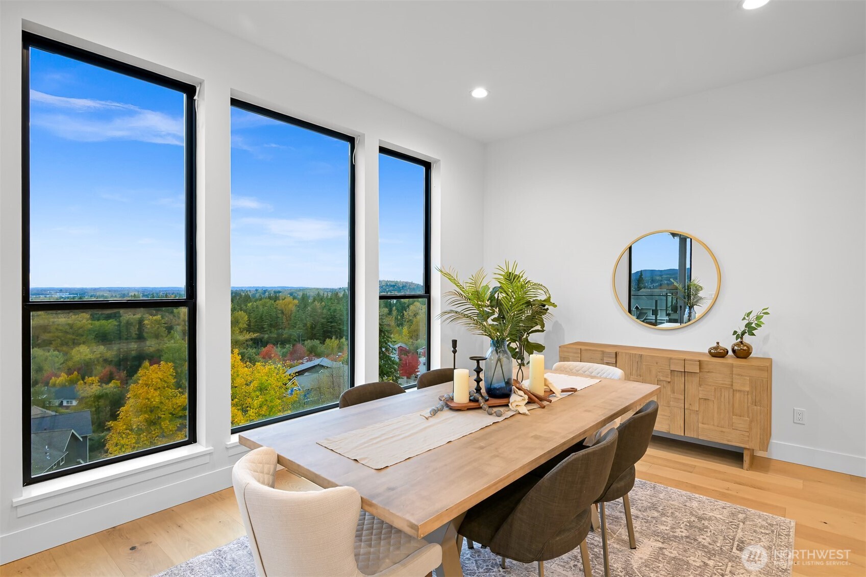 3159 Chandler Parkway