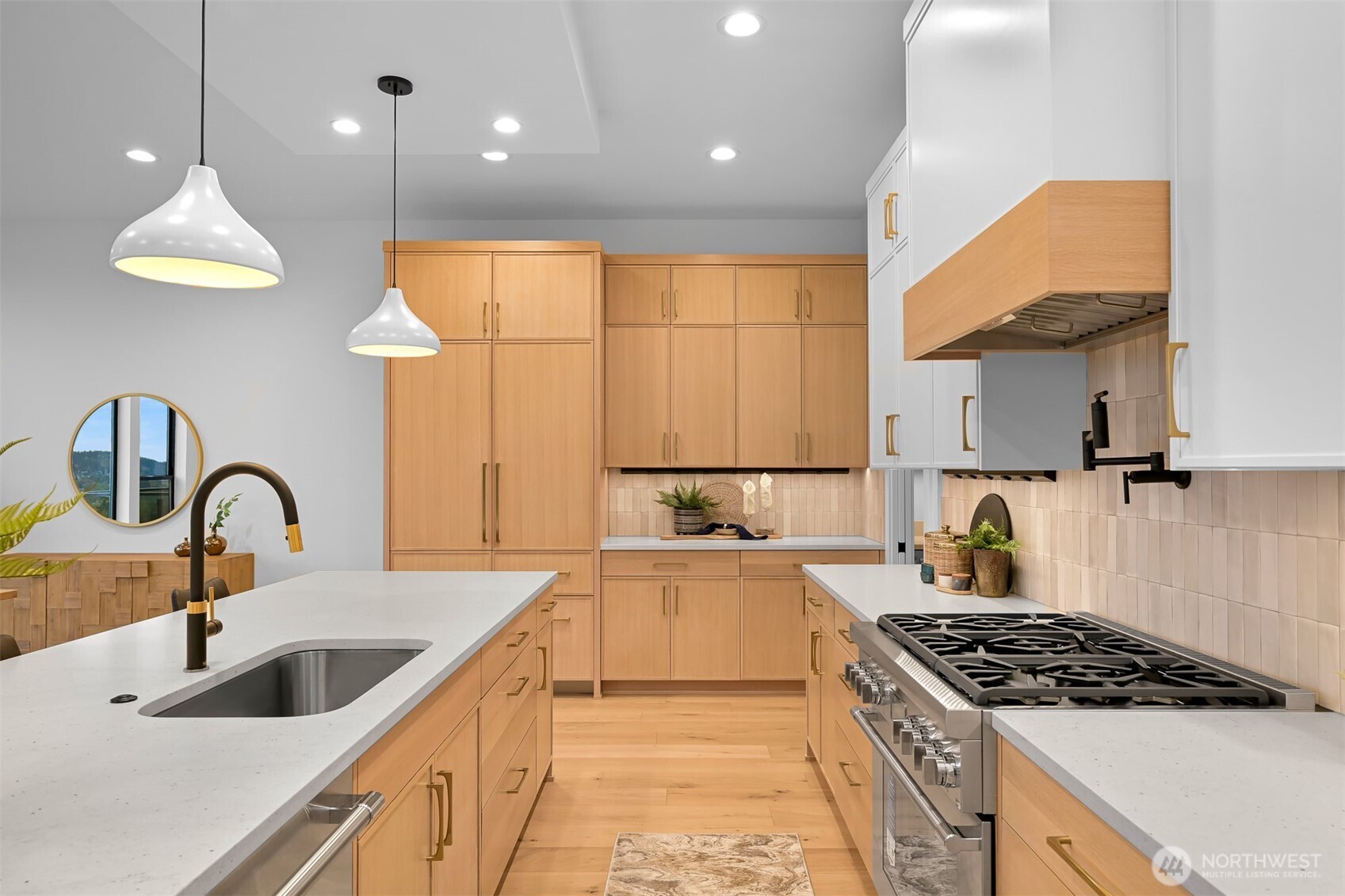 3159 Chandler Parkway