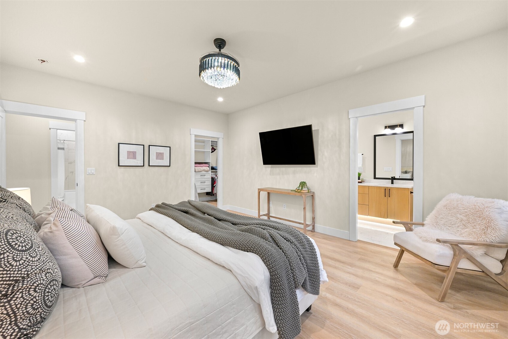 2126 Riverstone Loop