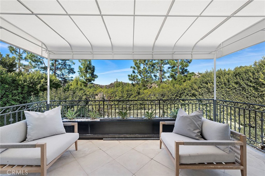 Guard-Gated Bel Air Crest Residence