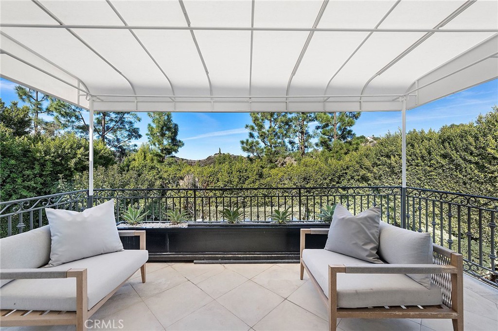 Guard-Gated Bel Air Crest Residence