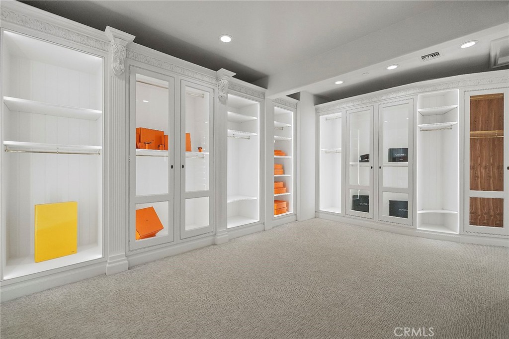 Guard-Gated Bel Air Crest Residence