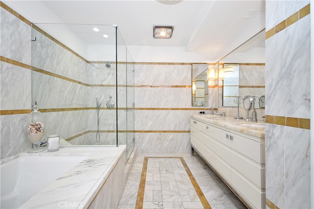 Live in Style and Comfort