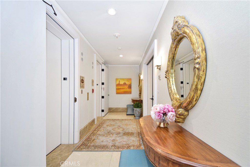 Live in Style and Comfort