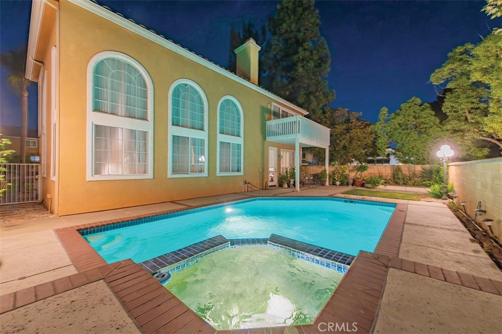 1731 Via La Loma